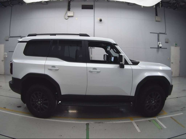 TOYOTA LAND CRUISER 2024