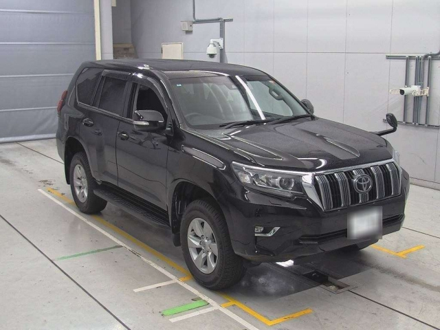 TOYOTA LAND CRUISER PRADO 2021