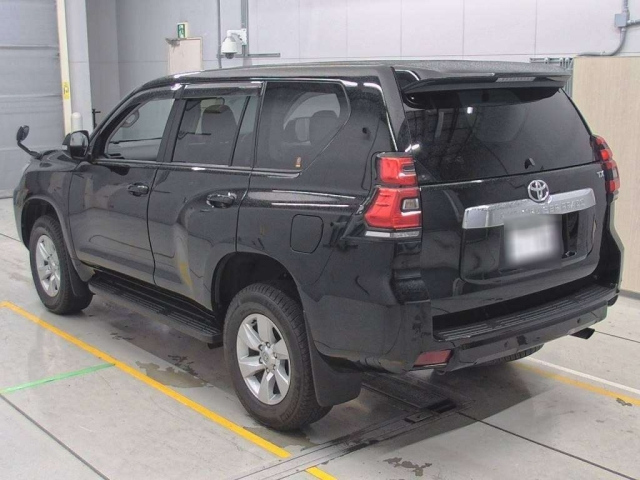 TOYOTA LAND CRUISER PRADO 2021