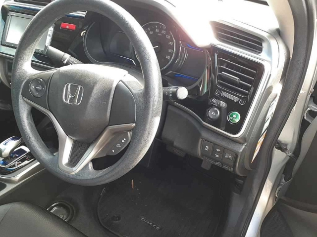 HONDA GRACE 2014