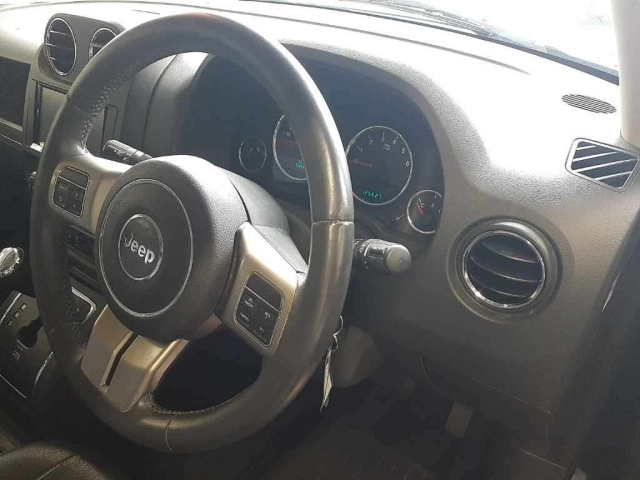 CHRYSLER JEEP PATRIOT 2013