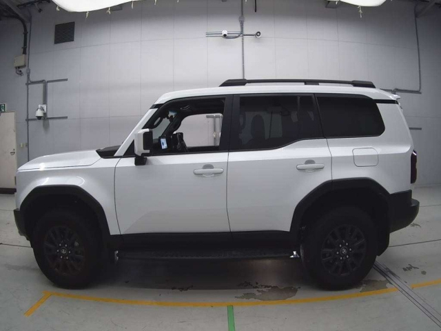 TOYOTA LAND CRUISER 2024