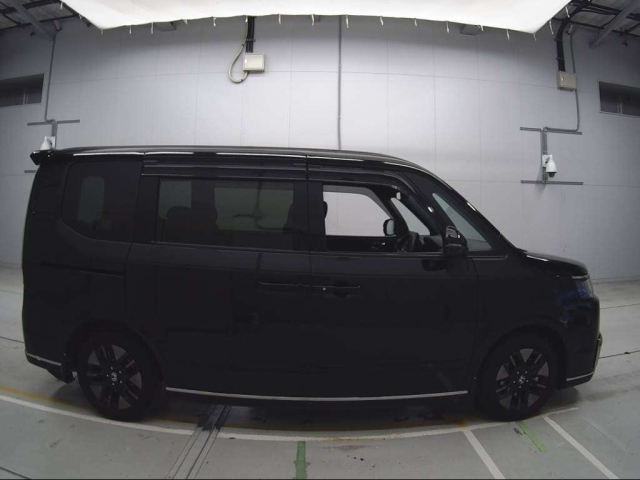 HONDA STEP WAGON 2022