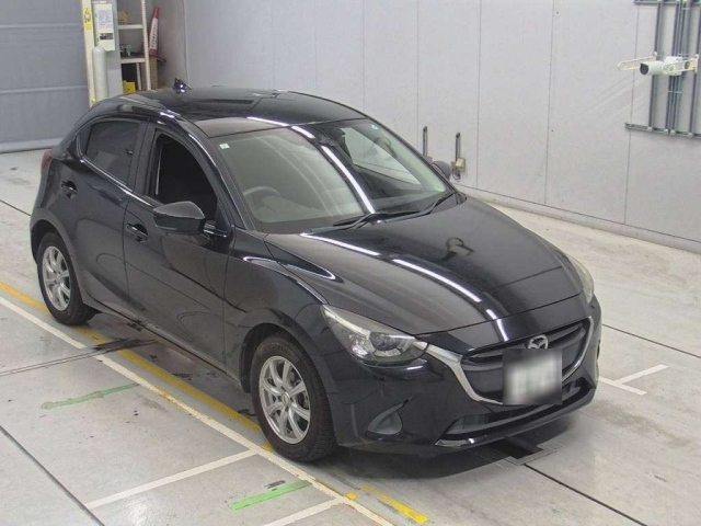 MAZDA DEMIO 2017
