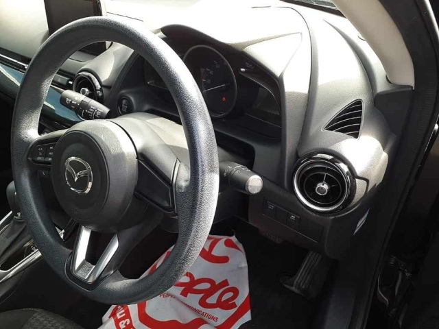 MAZDA DEMIO 2017