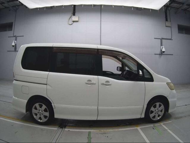 NISSAN SERENA 2008
