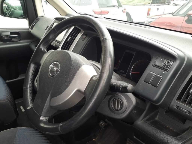 NISSAN SERENA 2008