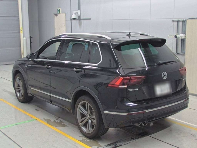 VOLKSWAGEN TIGUAN 2019