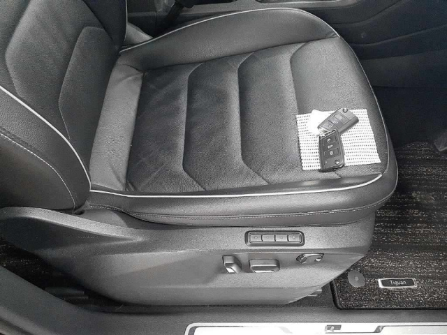 VOLKSWAGEN TIGUAN 2019