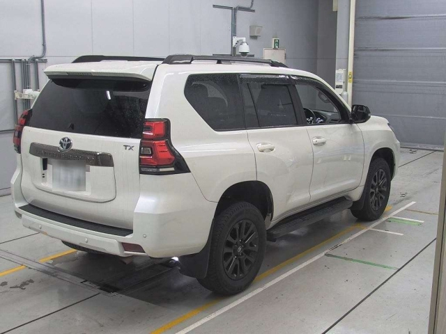 TOYOTA LAND CRUISER PRADO 2022