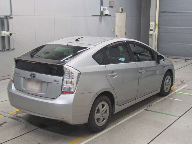 TOYOTA PRIUS 2010