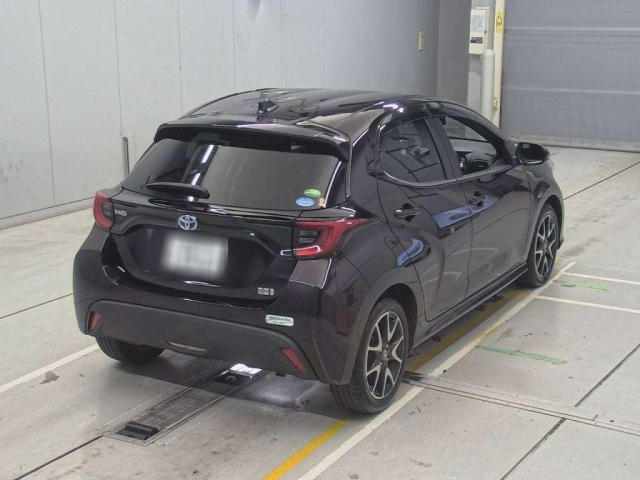 TOYOTA YARIS 2021
