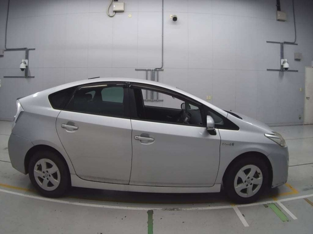 TOYOTA PRIUS 2010