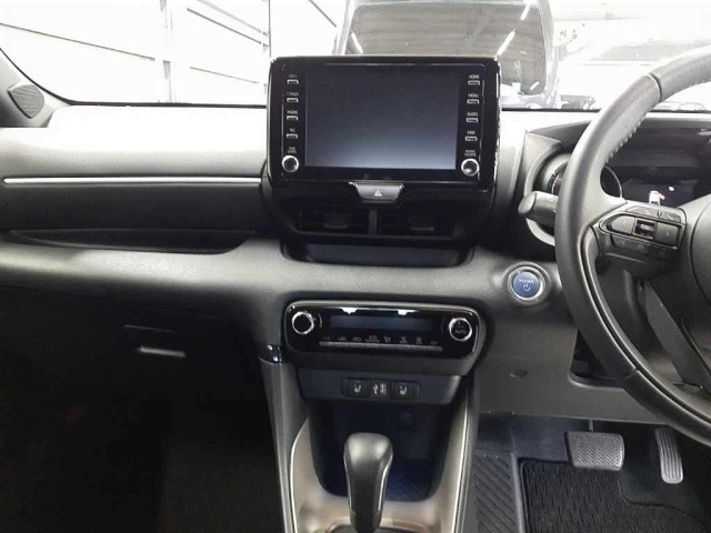 TOYOTA YARIS 2021
