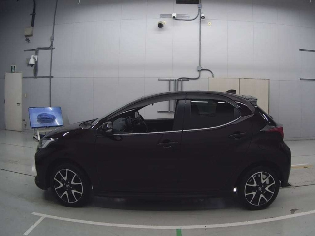 TOYOTA YARIS 2021