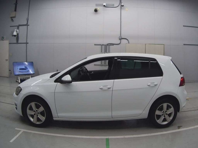 VOLKSWAGEN GOLF 2013