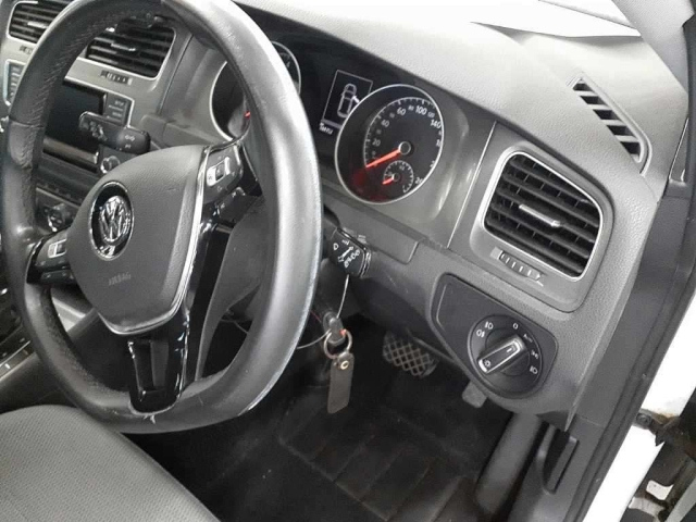 VOLKSWAGEN GOLF 2013