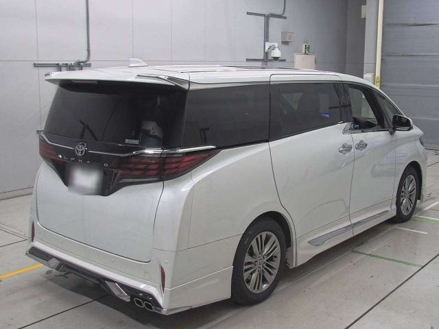 TOYOTA ALPHARD 2023