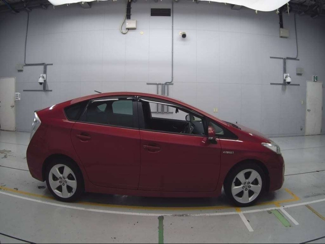 TOYOTA PRIUS 2012