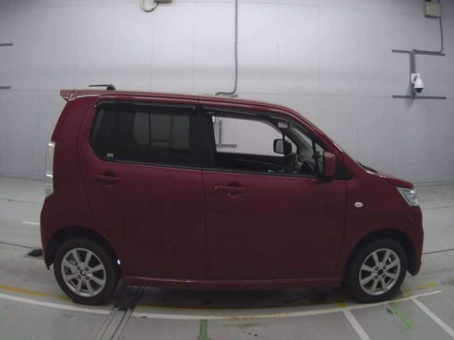 SUZUKI WAGON R 2013