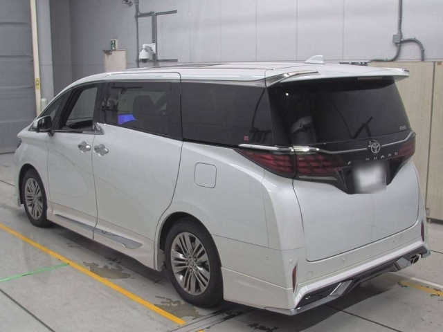TOYOTA ALPHARD 2023