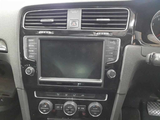 VOLKSWAGEN GOLF VARIANT 2014