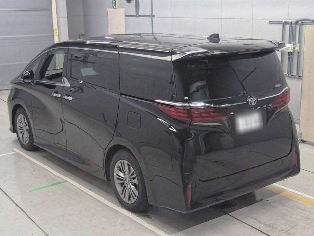 TOYOTA ALPHARD 2024