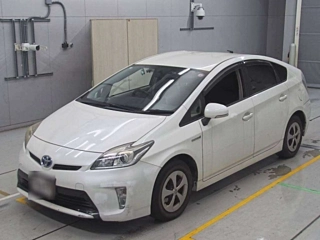 TOYOTA PRIUS 2014
