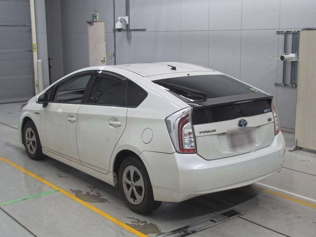TOYOTA PRIUS 2014