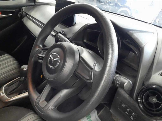 MAZDA MAZDA2 2022