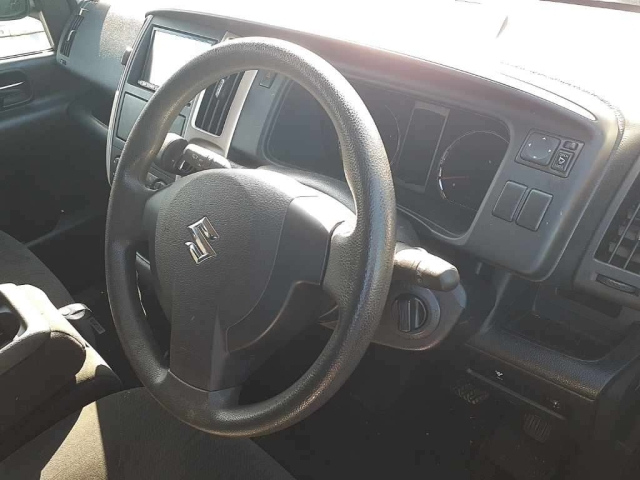 SUZUKI LANDY 2009