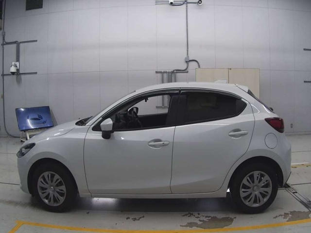 MAZDA MAZDA2 2022