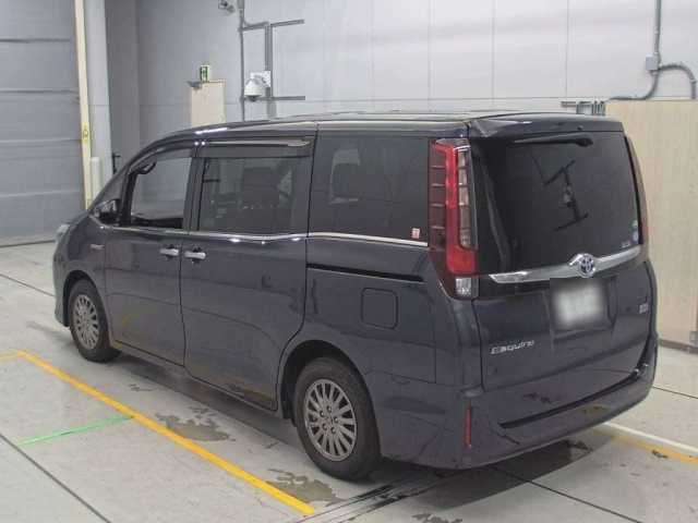 TOYOTA ESQUIRE 2016