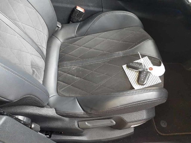 PEUGEOT 3008 2018