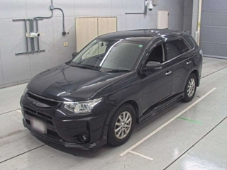 MITSUBISHI OUTLANDER 2013