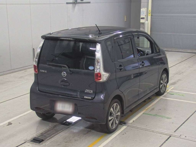 NISSAN DAYZ 2014