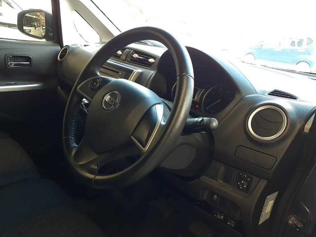 NISSAN DAYZ 2014