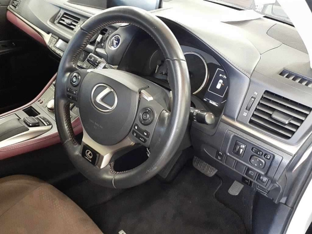 LEXUS CT 2018