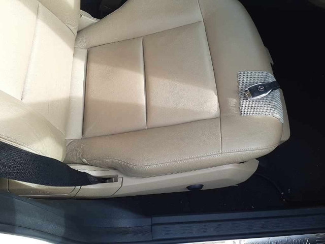 MERCEDES BENZ E CLASS 2011