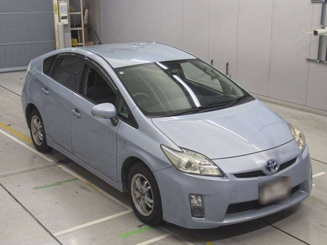 TOYOTA PRIUS 2010