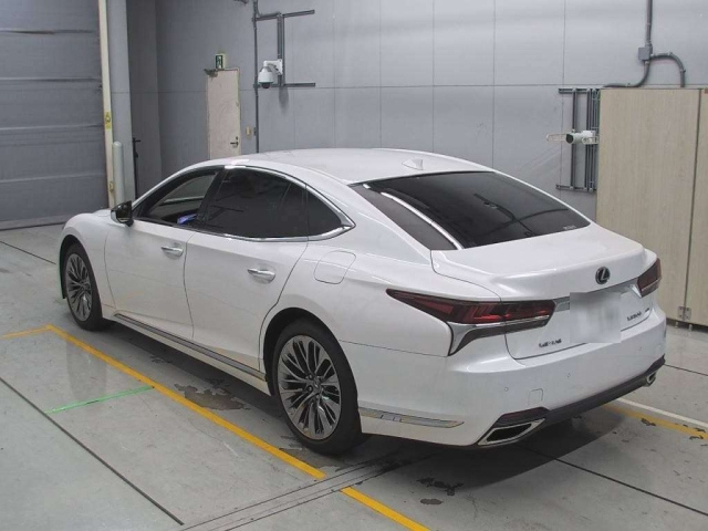 LEXUS LS 2020