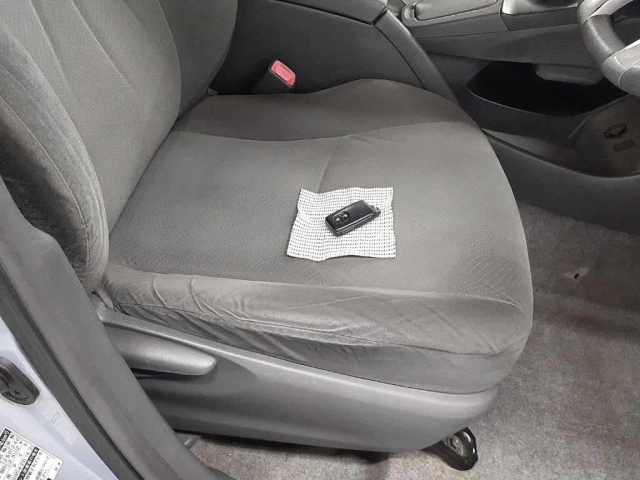 TOYOTA PRIUS 2010
