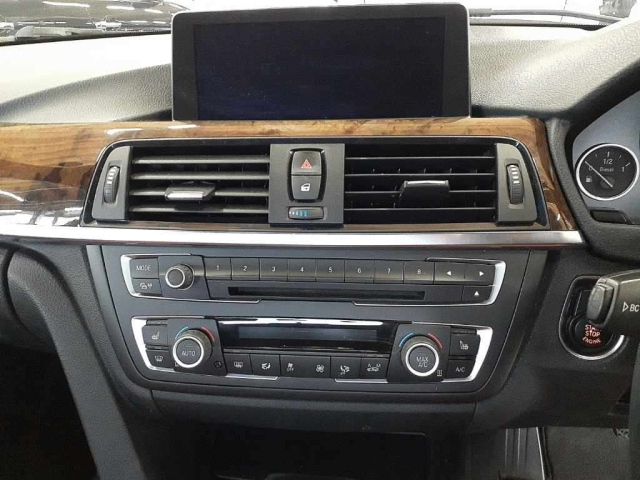 BMW 3 SERIES 2013