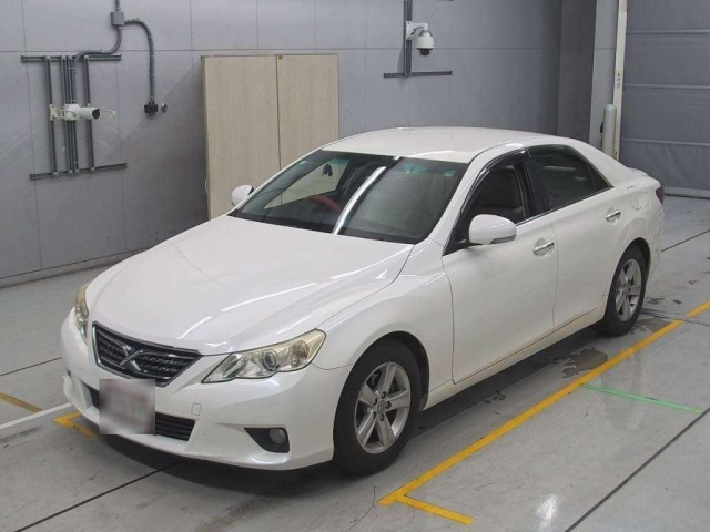 TOYOTA MARK X 2011