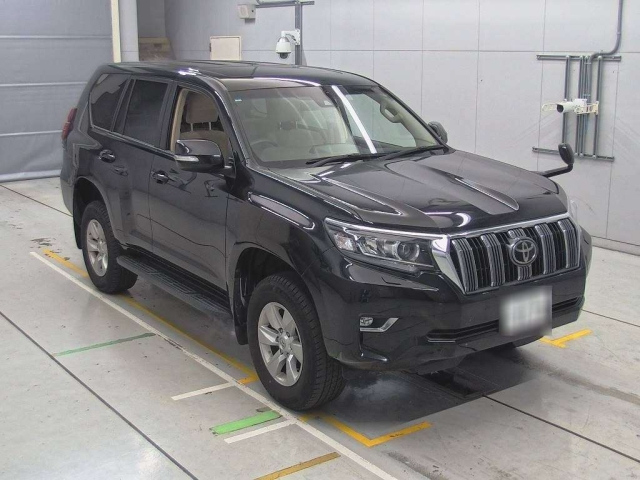 TOYOTA LAND CRUISER PRADO 2021