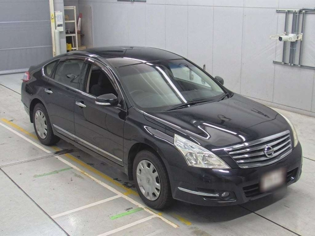 NISSAN TEANA 2013