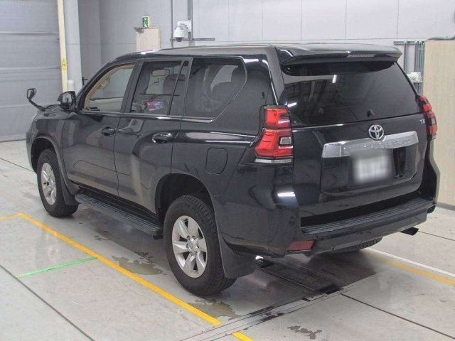 TOYOTA LAND CRUISER PRADO 2021