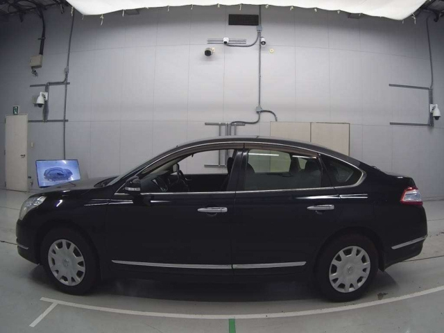 NISSAN TEANA 2013