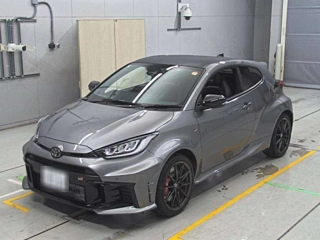TOYOTA YARIS 2025