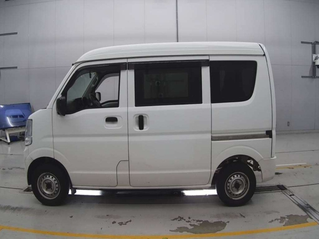 NISSAN CLIPPER VAN 2021